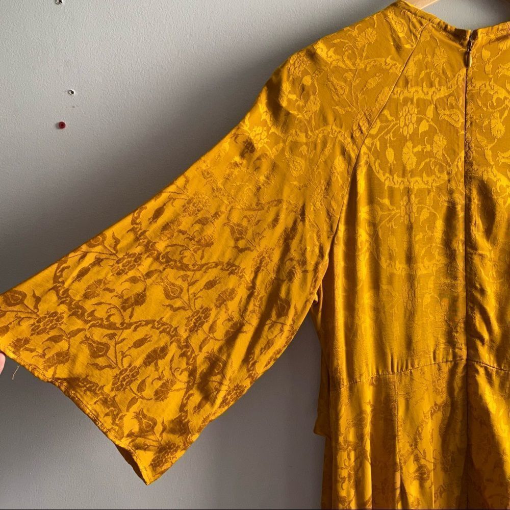 TOPSHOP gold floral satin tie front keyhole kimono sleeve faux wrap midi dress - Picture 9 of 11